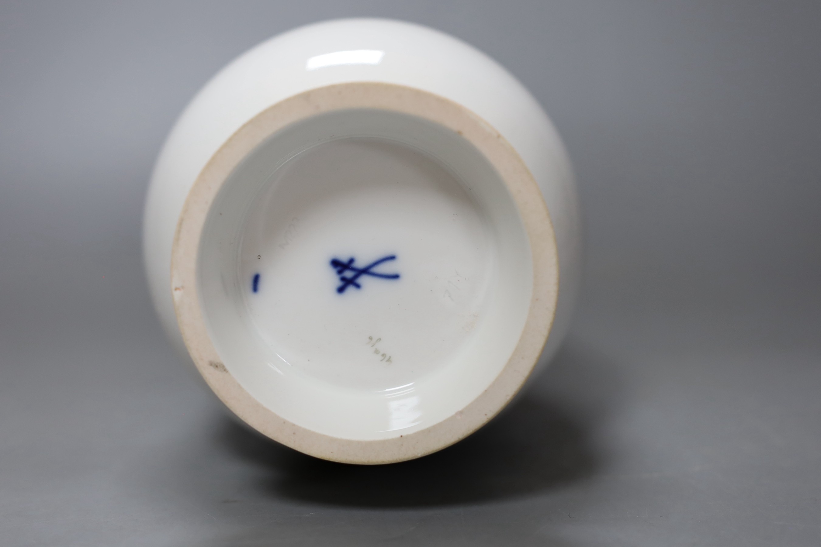 A cased Meissen floral vase, c.1970, 24cm
